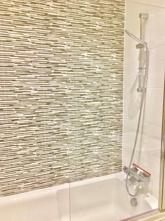 2-Bedrooms Modern Apartment Next To Velodrome, Lounge, Balcony, Parking, Abba Londres Exterior foto